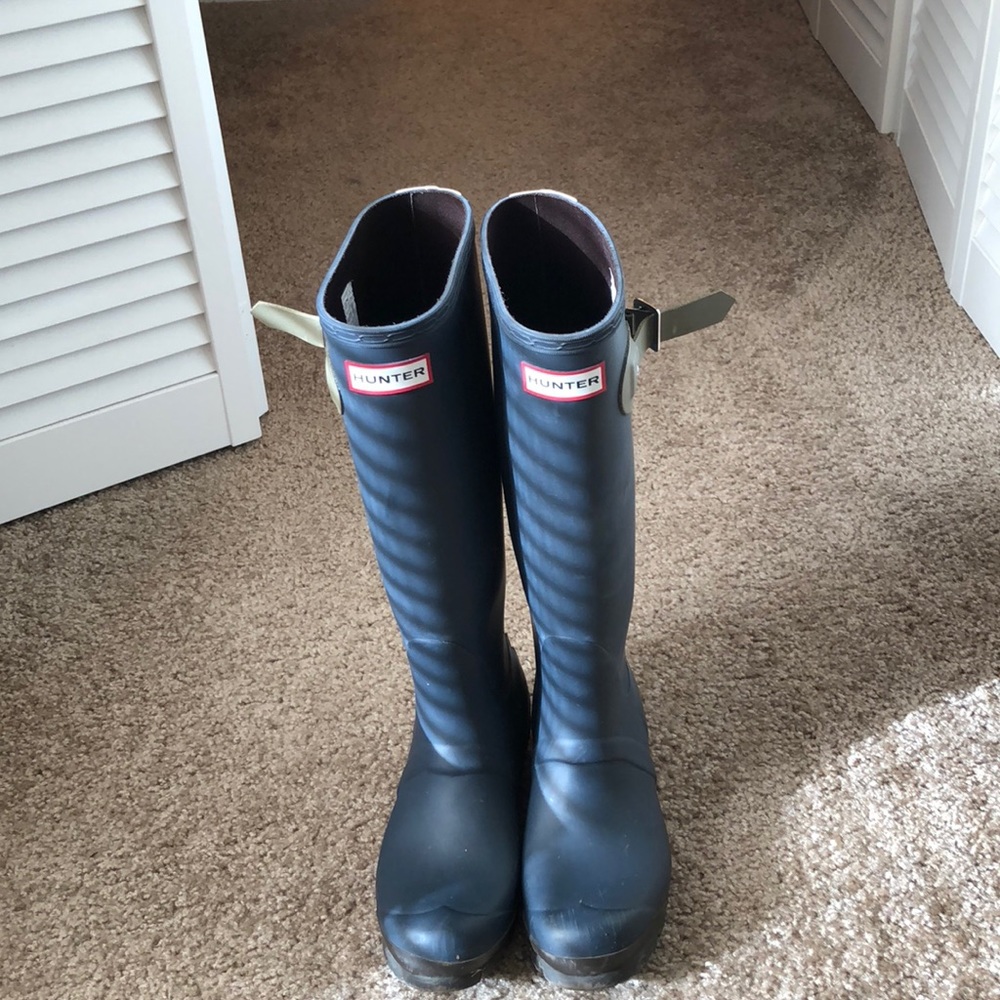 Matte blue hunter boots